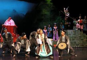 Guilin Opera Folk Art